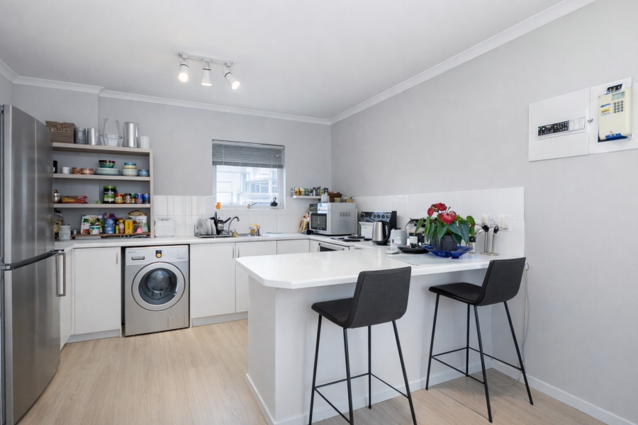 1 Bedroom Property for Sale in Green Point Western Cape